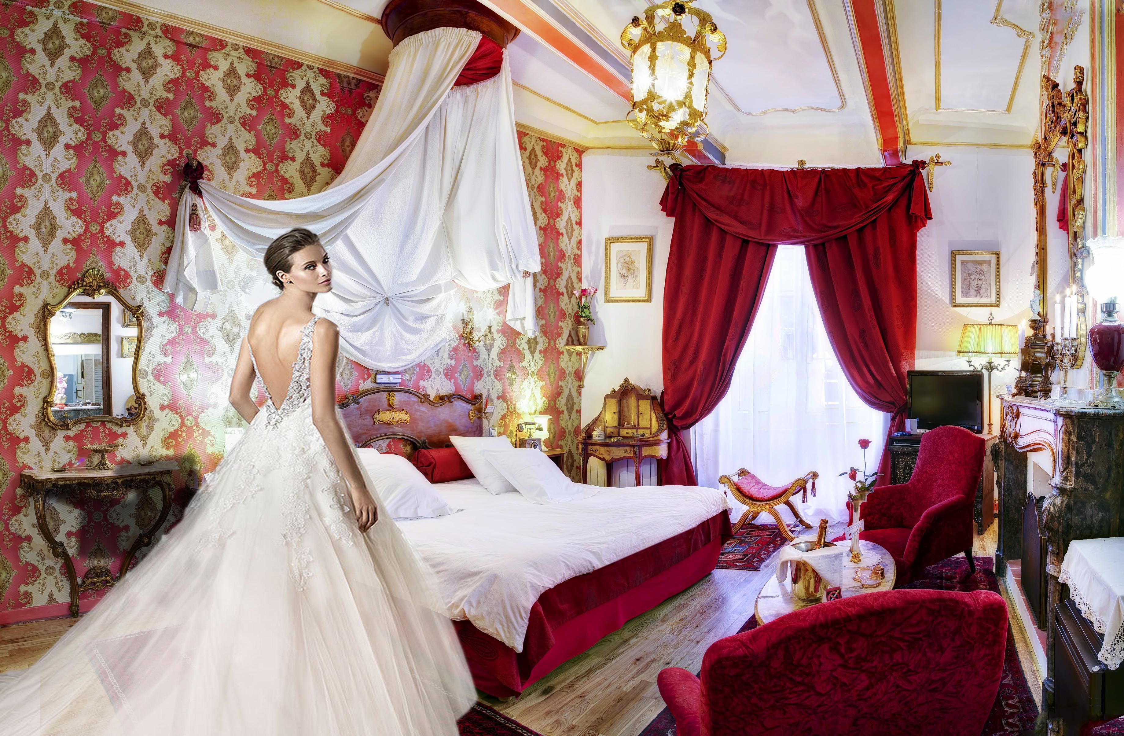 Renaissance Hotel 4*